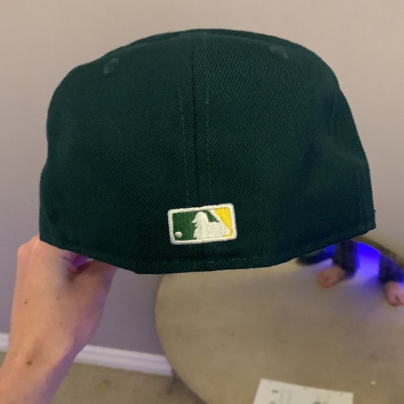 Oakland Athletics fitted - Picture 2 of 2